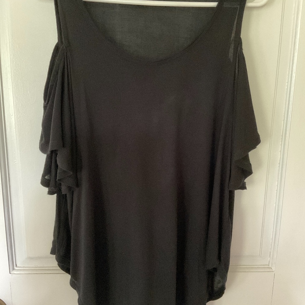 Express Cold shoulder BLACK Jjersey top size XS